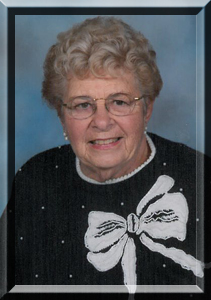 Obit: Betty L. Lundquist, 93; a Scottville business leader