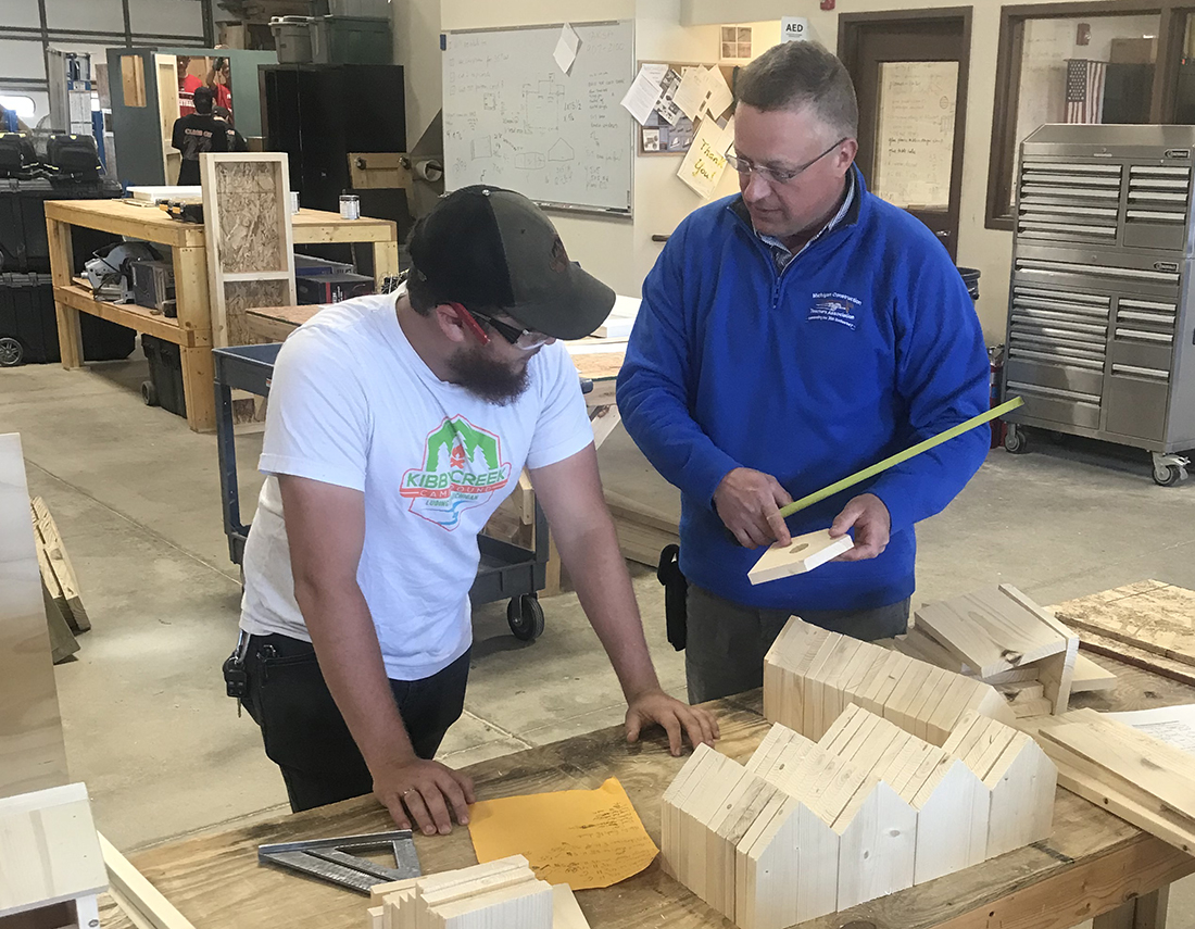 educator-spotlight-aaron-tarsa-teaching-building-trades