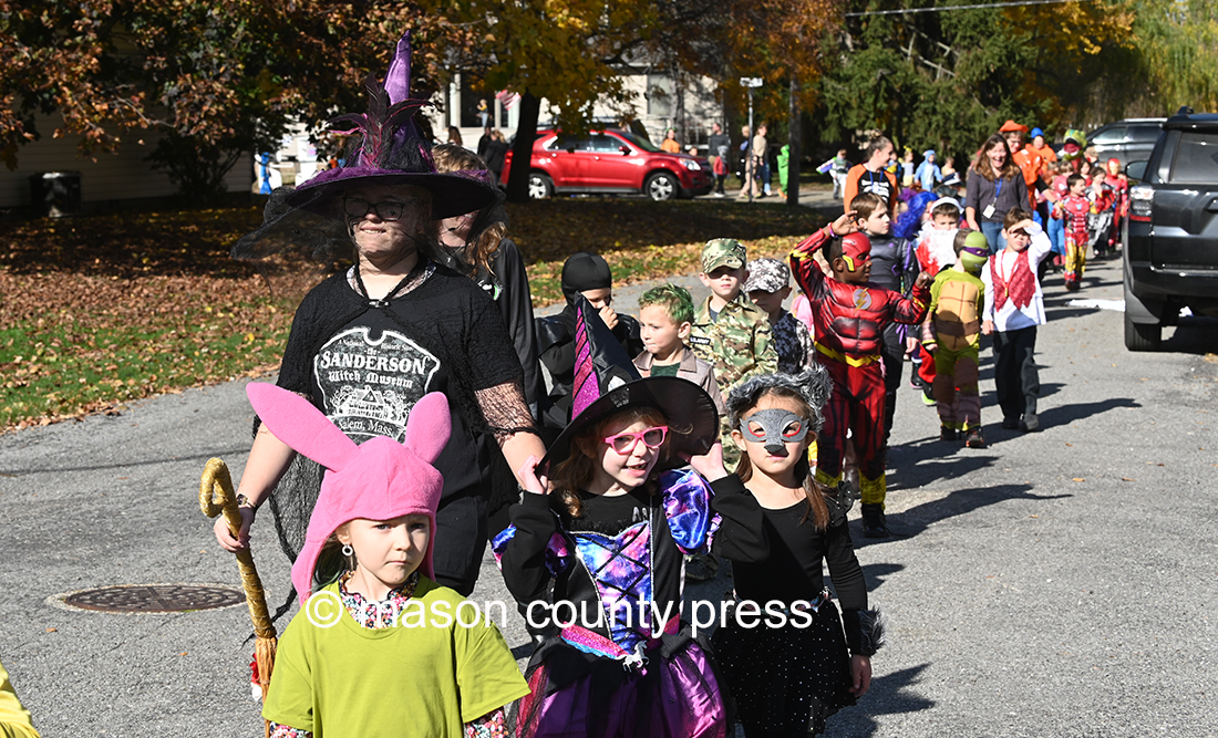 VIDEO — MCC Halloween Parade | MasonCountyPress.com